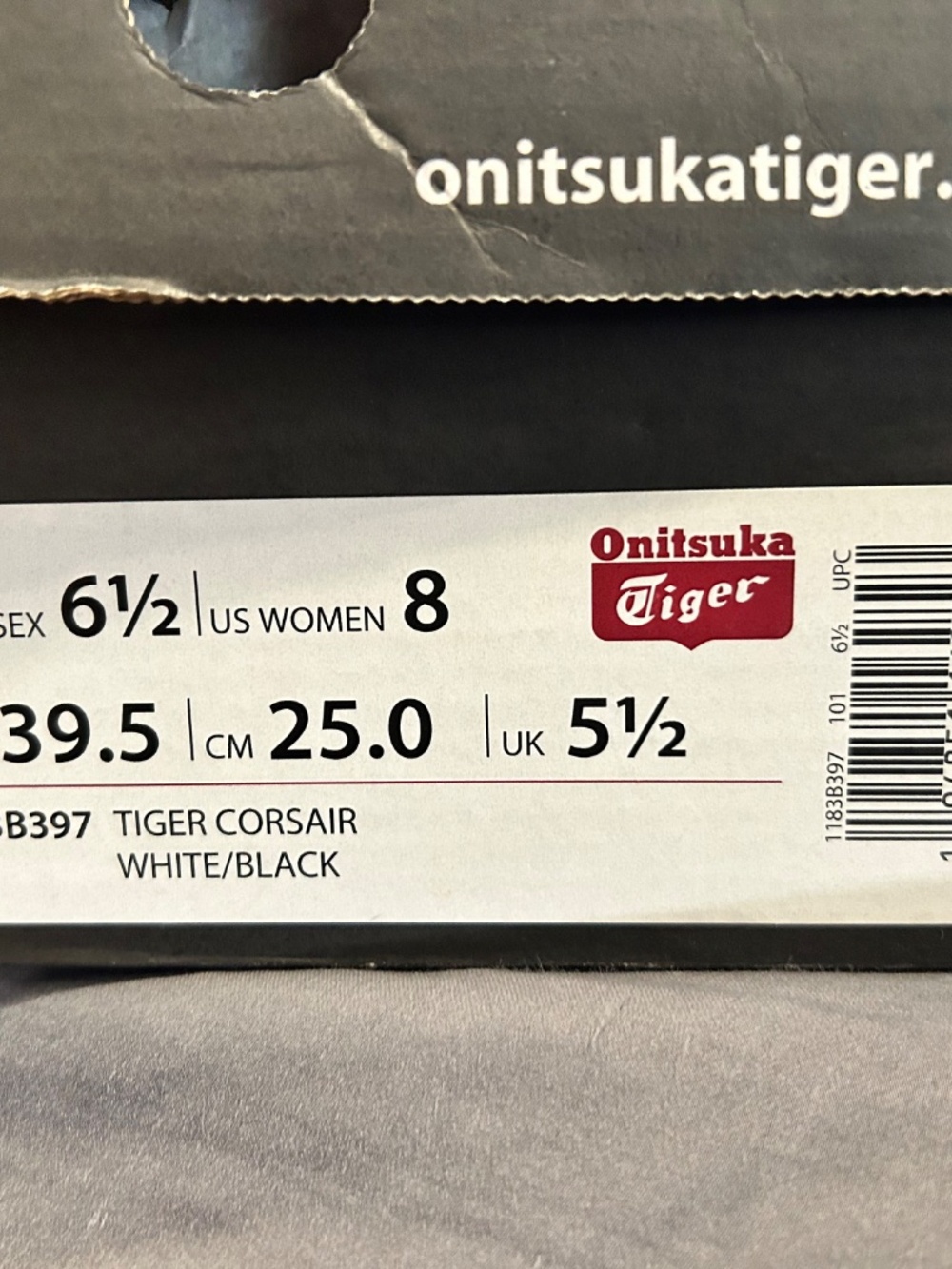 Onitsuka Tiger Corsair White and Black Sneakers (asics) - Picture 7 of 7